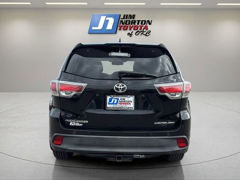 Used 2015 Toyota Highlander Limited Platinum AWD/4WD image 6