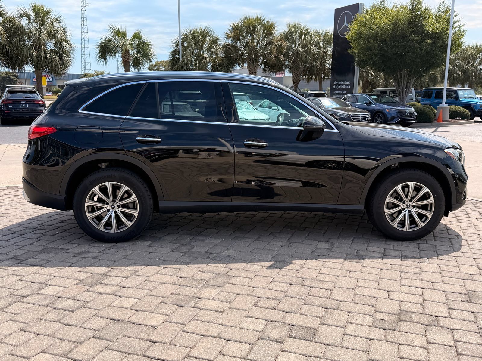 Used 2025 Mercedes-Benz GLC 300 image 7