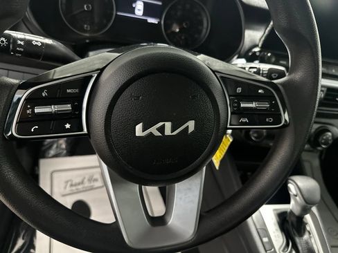 Used 2024 Kia Forte LX FWD image 15