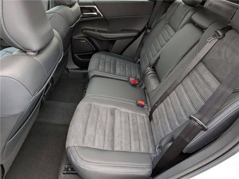 New 2026 Mitsubishi Outlander SE AWD/4WD image 25