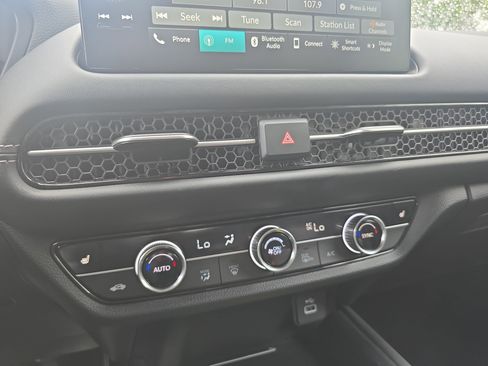 Certified 2024 Honda HR-V EX-L image 22