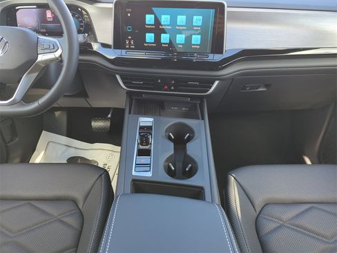 New 2026 Volkswagen Atlas Cross Sport SE image 26