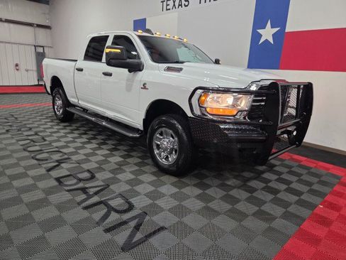 Used 2023 RAM 3500 Tradesman w/ Towing Technology Group AWD/4WD image 22