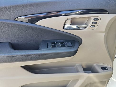 Used 2022 Honda Pilot Touring image 16
