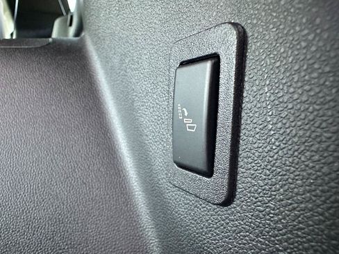 Used 2023 Chevrolet Tahoe Premier w/ Premium Package 2 RWD image 24