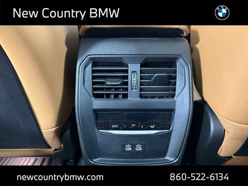Used 2024 BMW 330i xDrive Sedan w/ Premium Package AWD/4WD image 21