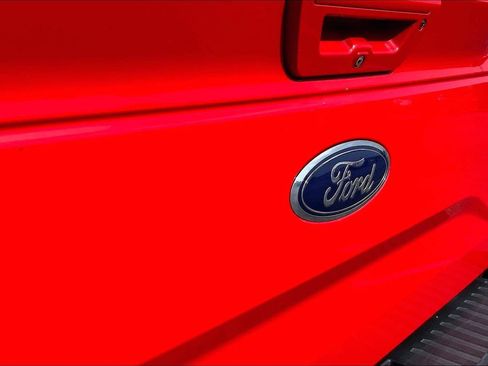 Used 2015 Ford F150 Lariat AWD/4WD image 29