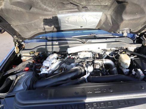 Used 2018 Chevrolet Silverado 2500 LTZ w/ Duramax Plus Package AWD/4WD image 19