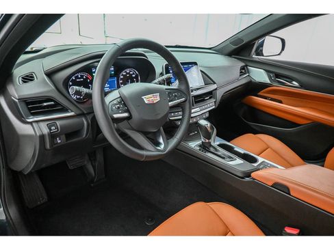 Used 2025 Cadillac CT4 Premium Luxury image 32