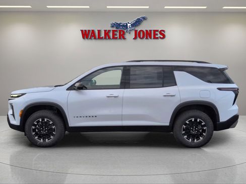 New 2026 Chevrolet Traverse Z71 w/ Enhanced Driving Package image 6