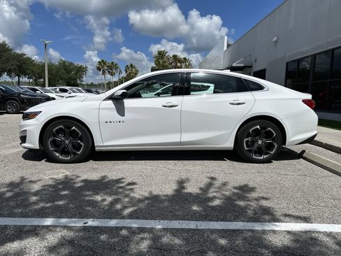 Used 2022 Chevrolet Malibu LT FWD image 5