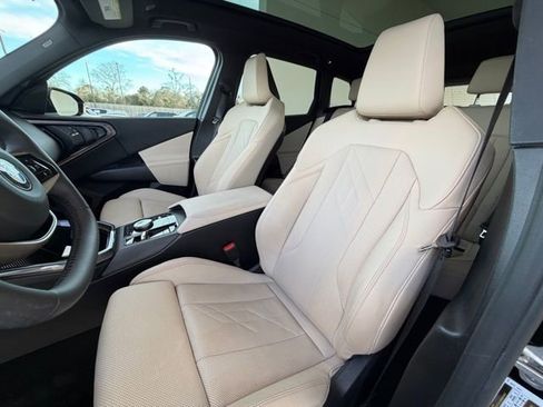 Used 2025 BMW X3 xDrive30i w/ Premium Package image 18