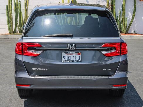 Used 2023 Honda Odyssey Elite image 8
