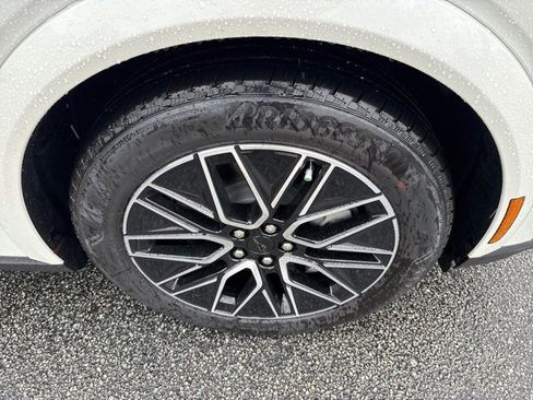 New 2025 Ford Mustang Mach-E Premium image 14