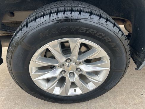 Used 2019 Chevrolet Silverado 1500 LTZ w/ LTZ Plus Package image 26