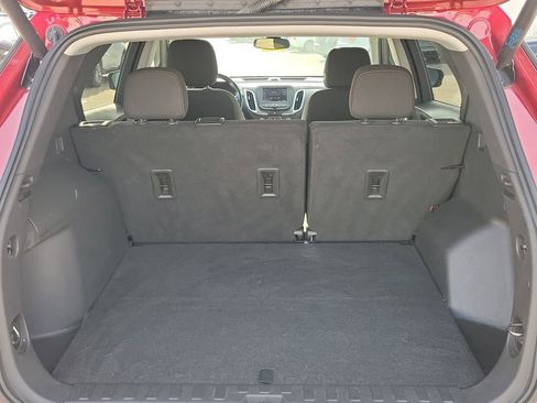 Used 2021 Chevrolet Equinox LT image 8