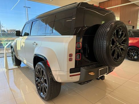 New 2026 Land Rover Defender 110 OCTA image 2