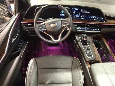 Certified 2023 Cadillac Escalade Premium Luxury image 19