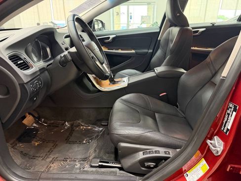 Used 2016 Volvo S60 T5 Premier FWD image 11