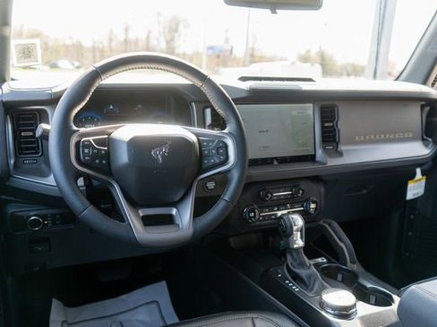 New 2025 Ford Bronco Badlands AWD/4WD image 10