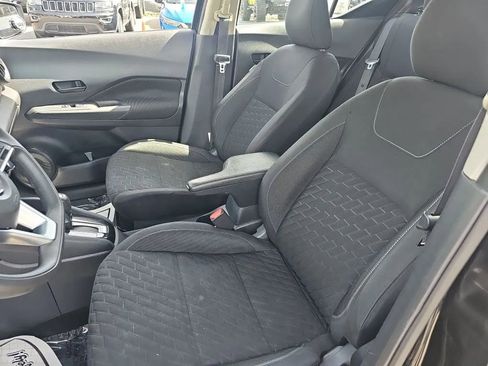 Used 2021 Nissan Kicks S image 14