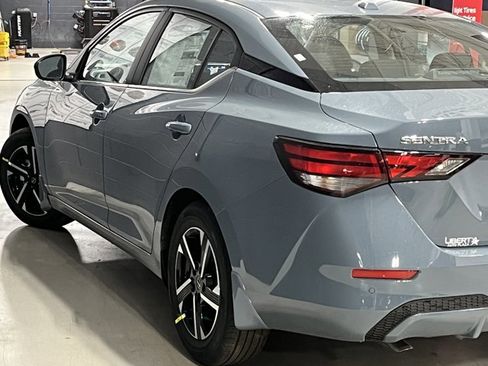 New 2025 Nissan Sentra SV image 10