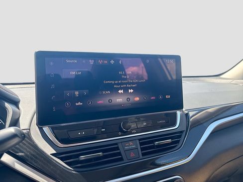 Used 2025 Nissan Altima 2.5 SR w/ SR Premium Package AWD/4WD image 14