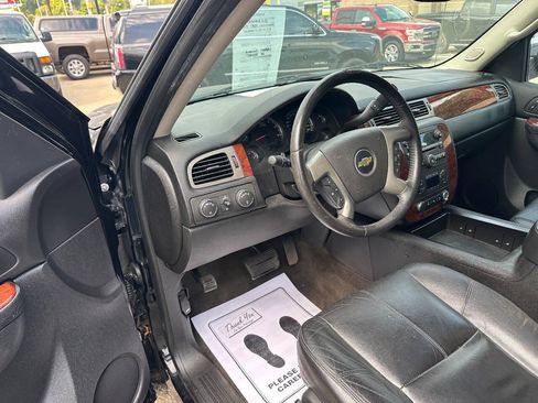 Used 2012 Chevrolet Avalanche LT w/ All-Star Edition AWD/4WD image 10