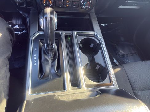 Used 2018 Ford F150 XLT w/ Equipment Group 302A Luxury image 13