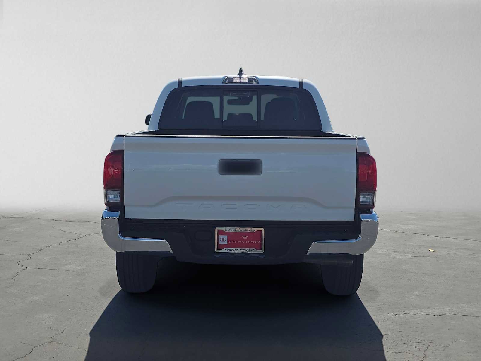 Certified 2022 Toyota Tacoma SR5 w/ SR5 Appearance Package (SM) RWD image 4