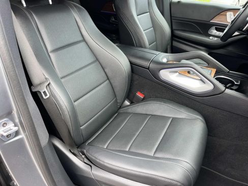 Certified 2025 Mercedes-Benz GLS 450 4MATIC w/ AMG Line Exterior image 25