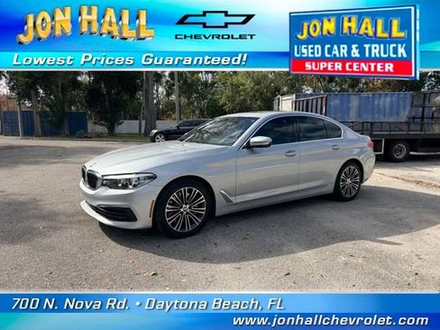 Used 2019 BMW 540i w/ Convenience Package image 2