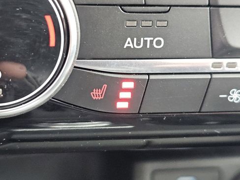 Used 2022 Ford Escape SEL image 13