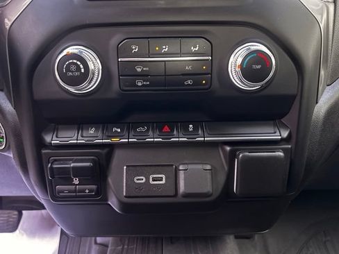 Used 2024 GMC Sierra 2500 Pro AWD/4WD image 27