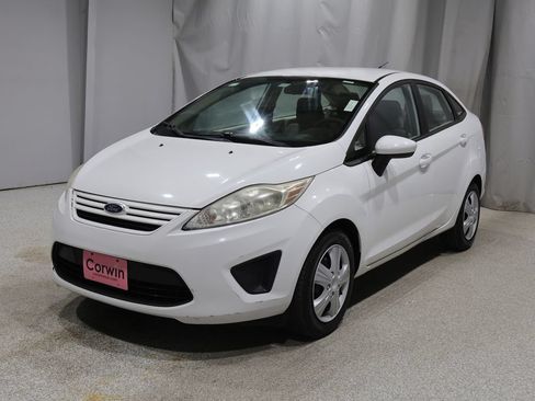Used 2012 Ford Fiesta S FWD image 7