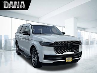 Certified 2025 Lincoln Navigator Reserve video 1