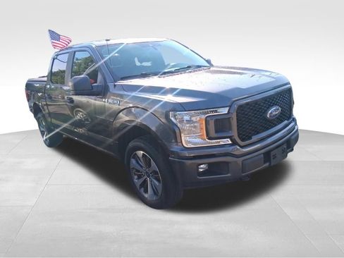 Used 2019 Ford F150 XL w/ Equipment Group 101A Mid AWD/4WD image 3