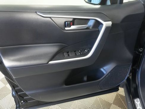 Used 2024 Toyota RAV4 AWD Hybrid image 29