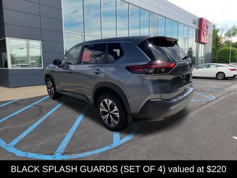 Certified 2023 Nissan Rogue SV AWD/4WD image 3