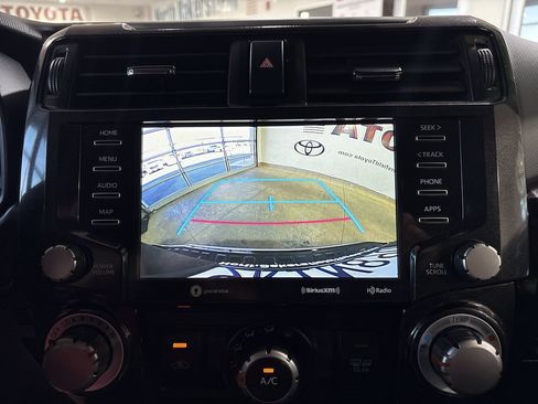 Certified 2024 Toyota 4Runner TRD Off-Road Premium w/ Moonroof Package AWD/4WD image 18