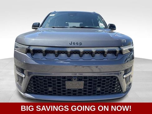 New 2026 Jeep Grand Wagoneer Summit AWD/4WD image 10