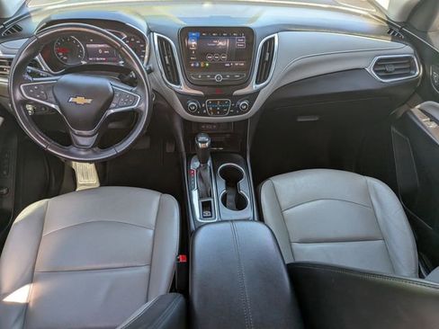 Used 2019 Chevrolet Equinox Premier image 17