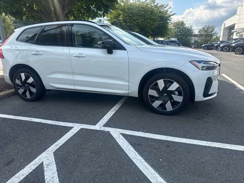 Certified 2024 Volvo XC60 T8 Ultimate w/ Protection Package Premier AWD/4WD image 1