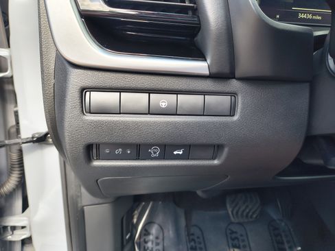Certified 2024 Nissan Rogue SL w/ SL Premium Package FWD image 31