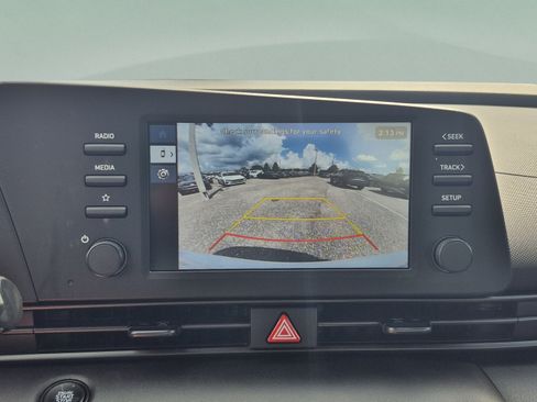New 2026 Hyundai Elantra SEL Sport FWD image 23