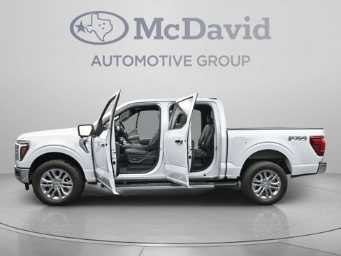Used 2025 Ford F150 Lariat w/ Equipment Group 502A High AWD/4WD image 41