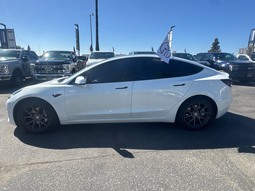 Used 2023 Tesla Model 3 Standard Range RWD image 7
