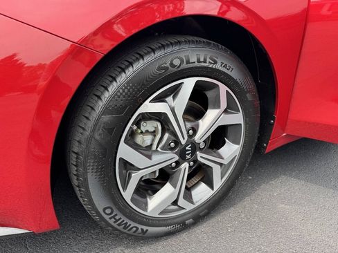 Used 2019 Kia Forte LXS FWD image 21