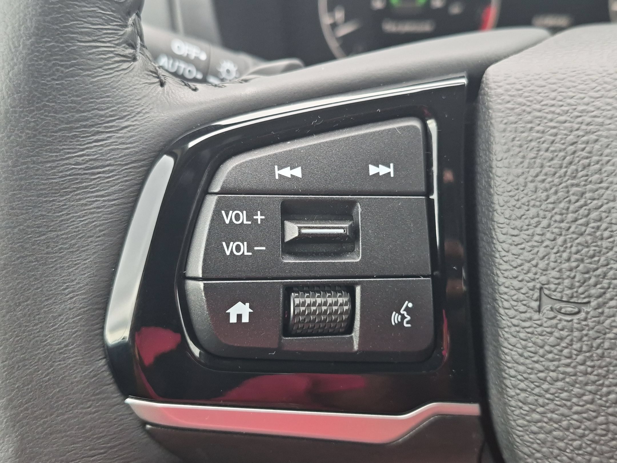 Certified 2025 Honda Odyssey EX-L image 14
