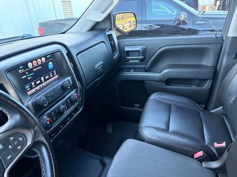 Used 2018 Chevrolet Silverado 1500 LT w/ Texas Edition image 25